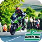 Kawasaki ZX-10R под управлением Ryan Farquhar во время знаменитой гонки Isle of Man TT 2010.